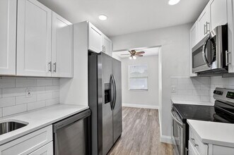 5985 Forest Hill Blvd in West Palm Beach, FL - Building Photo - Building Photo