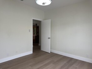 509 Plymouth Rd in West Palm Beach, FL - Building Photo - Building Photo