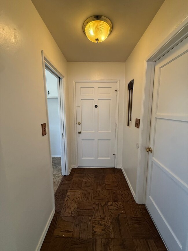 416 E Mariposa Way in Santa Maria, CA - Building Photo - Building Photo