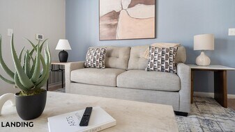 9835 Fredericksburg Rd, Unit 823 in San Antonio, TX - Building Photo