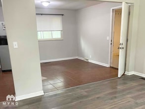 214 Olive St in London, OH - Building Photo - Building Photo