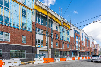 Barclay Place Apartments in Paterson, NJ - Building Photo - Building Photo