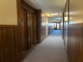 17745 Rosewood Dr in Lansing, IL - Building Photo - Building Photo
