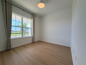 14213 Spg Gdn Dr in Oakland, FL - Building Photo - Building Photo