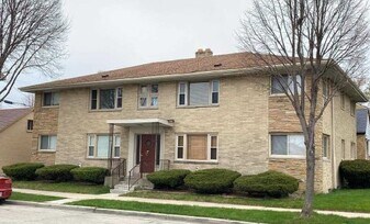 7527 W Melvina St, Unit 1 in Milwaukee, WI - Building Photo