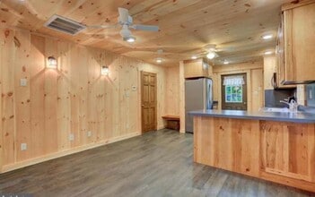 834 Clay Hill Rd in Chambersburg, PA - Building Photo - Building Photo