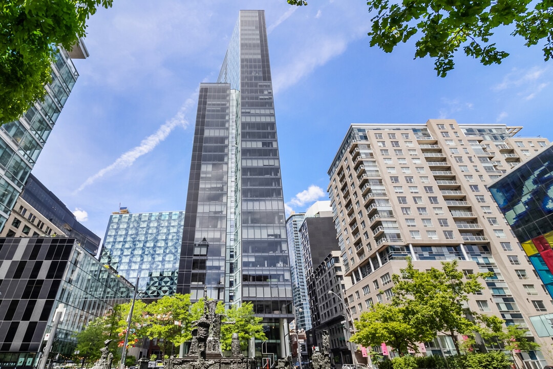 Humaniti in Montréal, QC - Building Photo