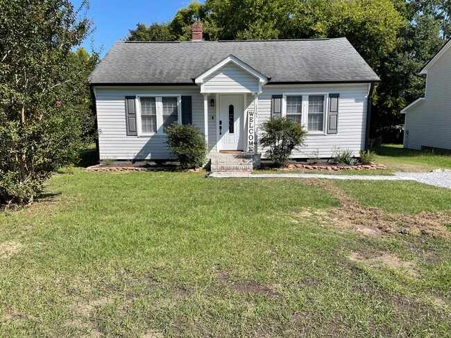 property at 1305 S 10th St