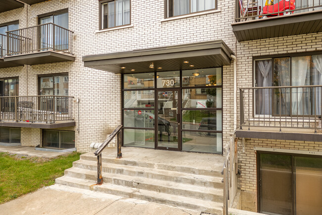 715 30E Av in Montréal, QC - Building Photo - Building Photo