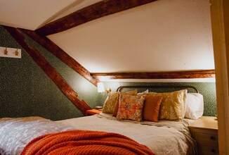 142 Nh 25 in Meredith, NH - Foto de edificio - Building Photo