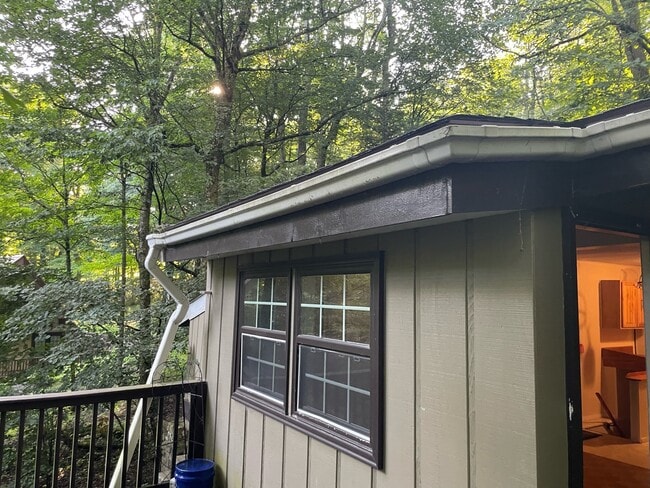 property at 172 Cross Park Dr