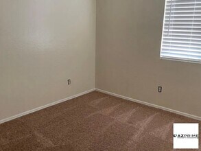 8327 W Crown King Rd in Tolleson, AZ - Building Photo - Building Photo