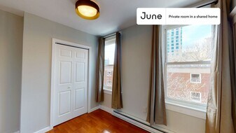 102 Tyler St in Boston, MA - Building Photo