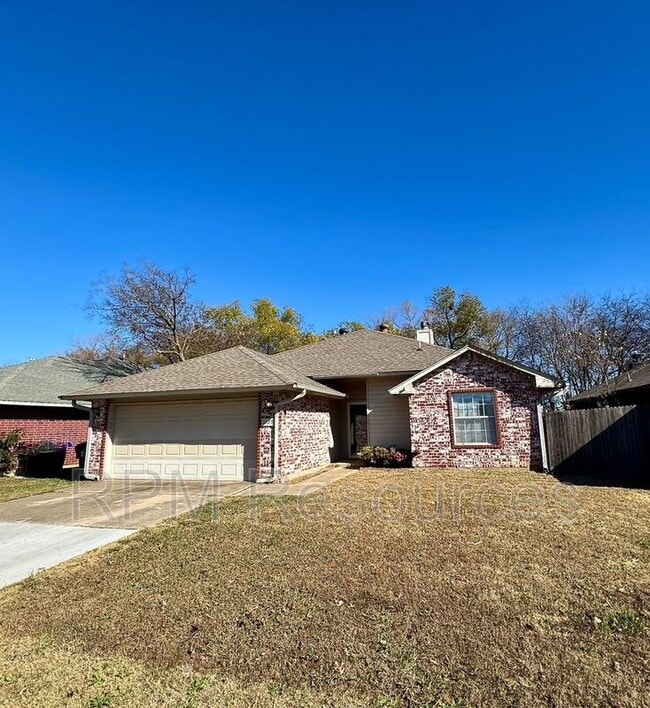 2129 Harbor Dr in Norman, OK - Building Photo - Building Photo