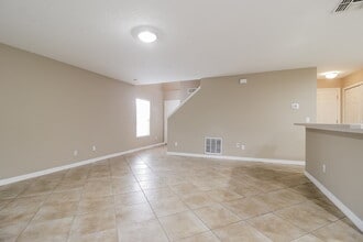 2010 Stone Abbey Blvd in Orlando, FL - Building Photo - Building Photo