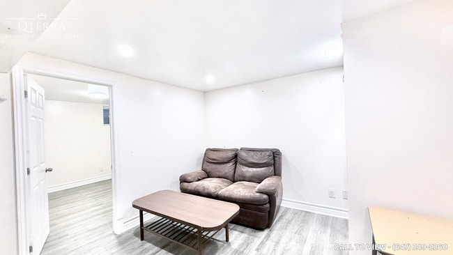 property at 73 Horseley Hill Dr