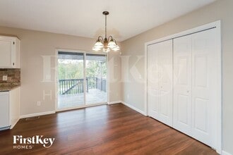 18608 Primrose St in Smithville, MO - Building Photo - Building Photo