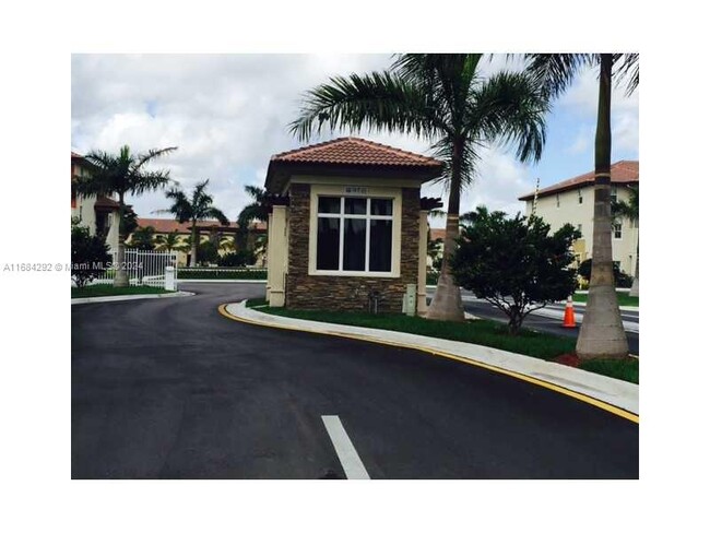 8900 NW 97th Ave in Doral, FL - Building Photo - Building Photo