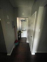 204 E 30th St, Unit Austin Condo in Austin, TX - Building Photo - Building Photo