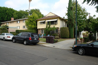 1240 Viola Ave in Glendale, CA - Building Photo - Building Photo