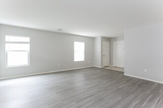 6586 Pacific Screech Pl in North Las Vegas, NV - Building Photo - Building Photo