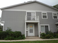 598 Lotus Ct in Wheeling, IL - Building Photo - Building Photo