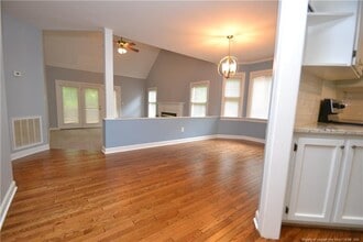 111 Long Shadow Ln in Cary, NC - Building Photo - Building Photo
