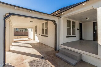 423 E Crescent Ave in Mesa, AZ - Building Photo - Building Photo