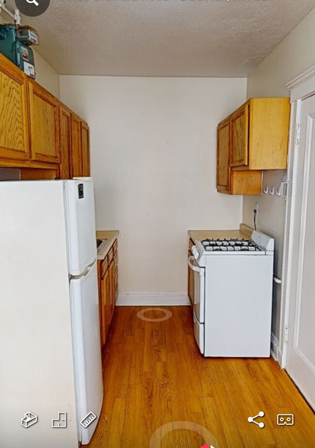 property at 59 Brainerd Rd