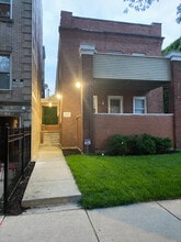 1245 W North Shore Ave, Unit 2 in Chicago, IL - Building Photo - Building Photo