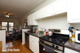 730 W Roscoe St, Unit A05C in Chicago, IL - Building Photo - Building Photo