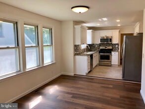 43 California Ave in Clementon, NJ - Building Photo - Building Photo
