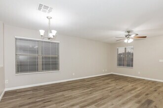 10938 E Flossmoor Ave in Mesa, AZ - Building Photo - Building Photo