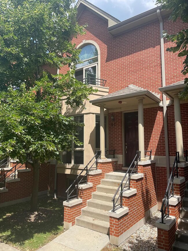 57 Northfield Terrace in Wheeling, IL - Building Photo - Building Photo