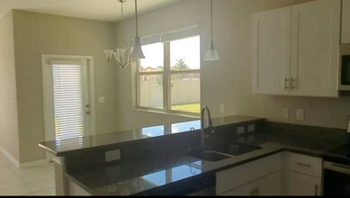 14456 Easy Goer St in Sun City Center, FL - Building Photo - Building Photo
