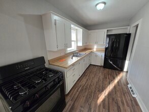 715 S Hydraulic Ave in Wichita, KS - Building Photo - Building Photo