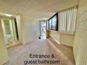 855 Makahiki Way in Honolulu, HI - Building Photo - Building Photo