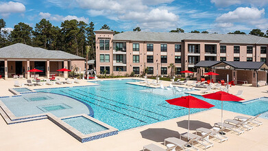 Imperial Oaks Square in Spring, TX - Foto de edificio - Building Photo