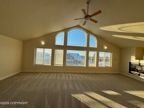 16001 Hidden Creek Ln in Anchorage, AK - Building Photo - Building Photo