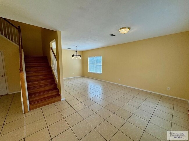 2100 Emory Ave, Unit 1065 in McAllen, TX - Building Photo - Building Photo