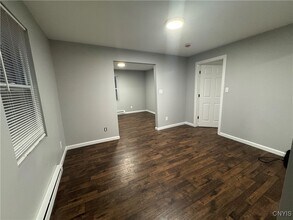 121 E Main St in Frankfort, NY - Building Photo - Building Photo