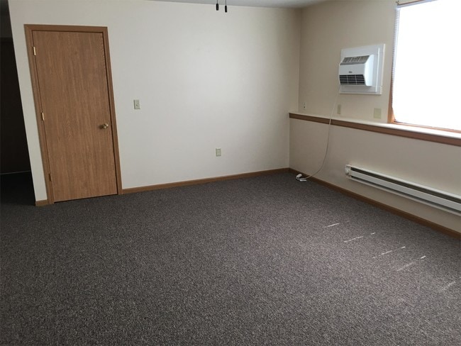 property at 3027 River Rd