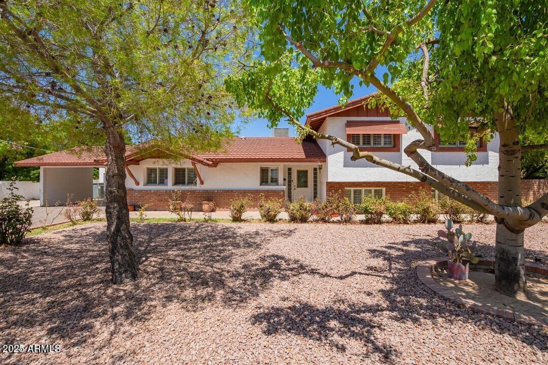 4320 W Banff Ln. in Glendale, AZ - Building Photo
