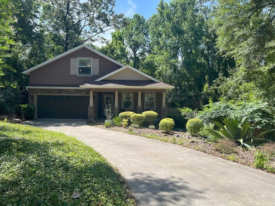 4229 NW 68th Terrace in Gainesville, FL - Building Photo