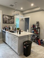 267 E Cottage St, Unit #3 in Boston, MA - Building Photo