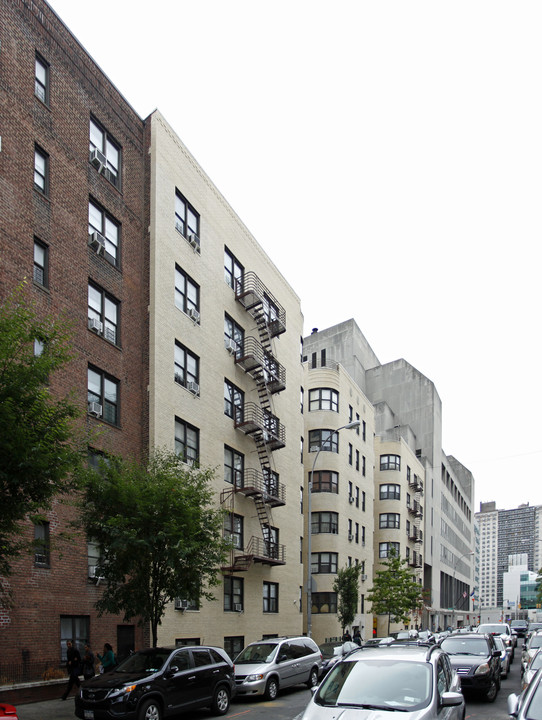 910 Sheridan Ave in Bronx, NY - Foto de edificio