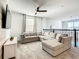 570 Sticks St in Davenport, FL - Building Photo