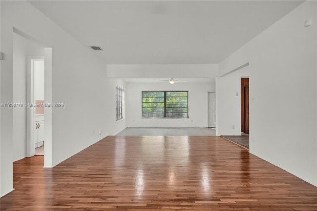 132 NW 40th St in Miami, FL - Building Photo - Building Photo