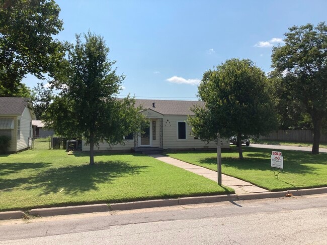 property at 3213 Arthur St
