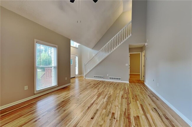 44 Oak Landing Ct S in Douglasville, GA - Building Photo - Building Photo